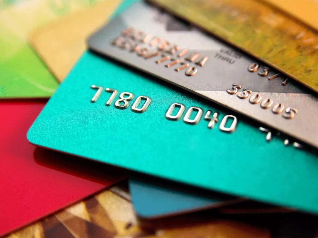 Ways In Which Paying UPI & Credit Card Dues Can Be Rewarding